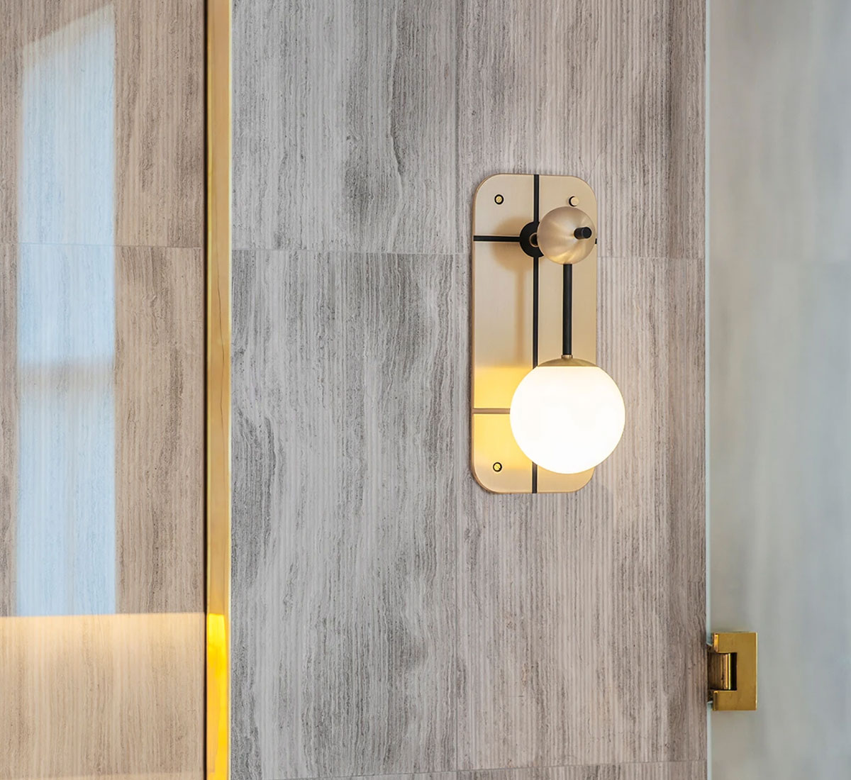 Bert Frank Rift Wall Lamp