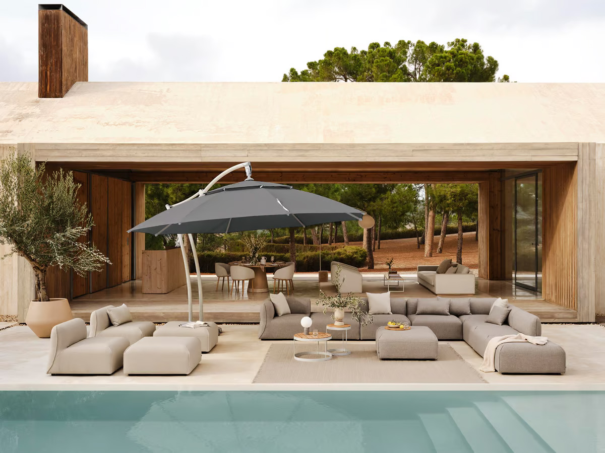 Bolia Cape Parasol