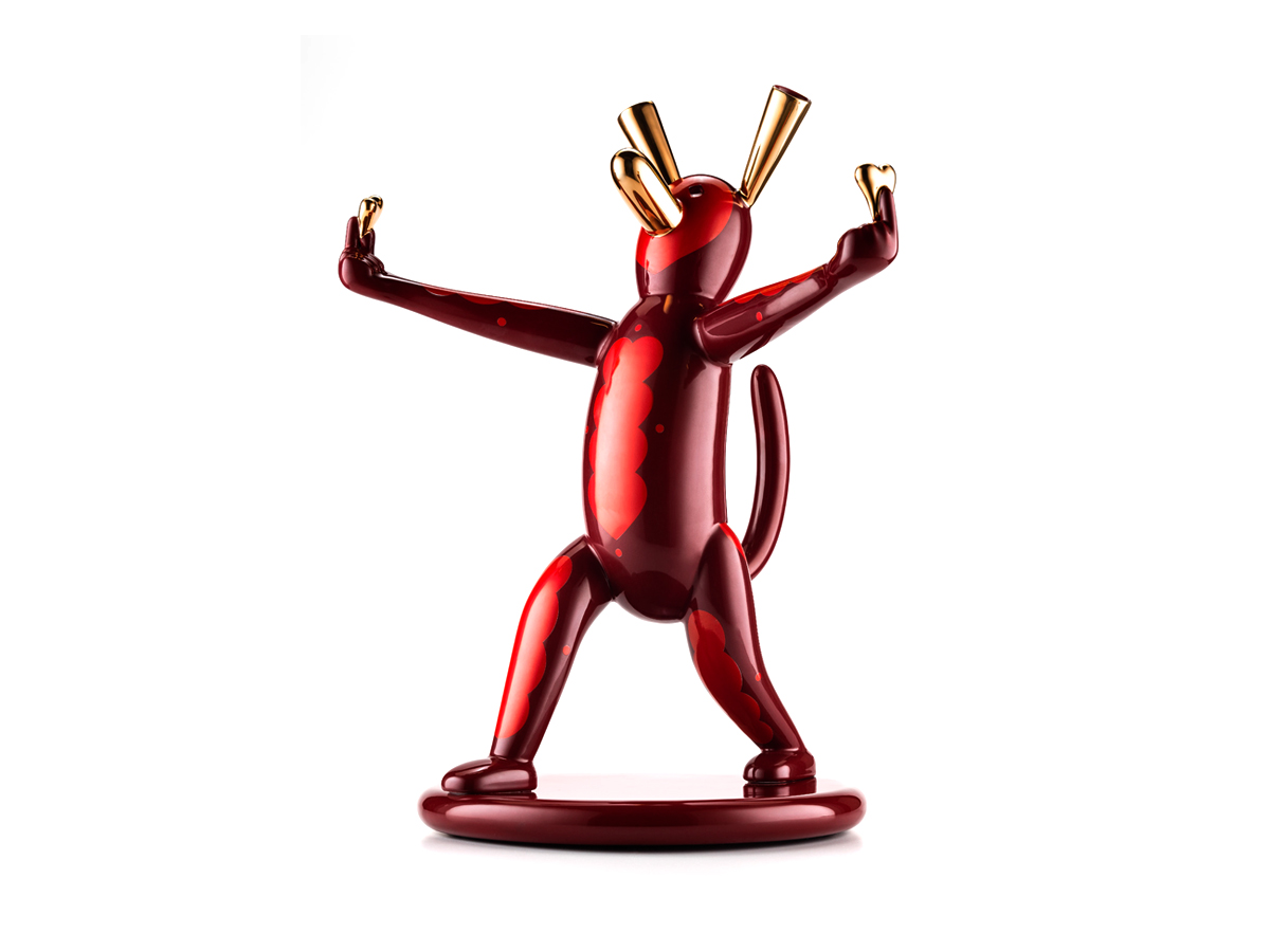 Bosa Love Now Sculpture