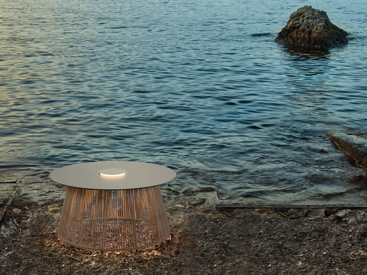 Bover Nit80r Outdoor Rechargeable Floor Lamp