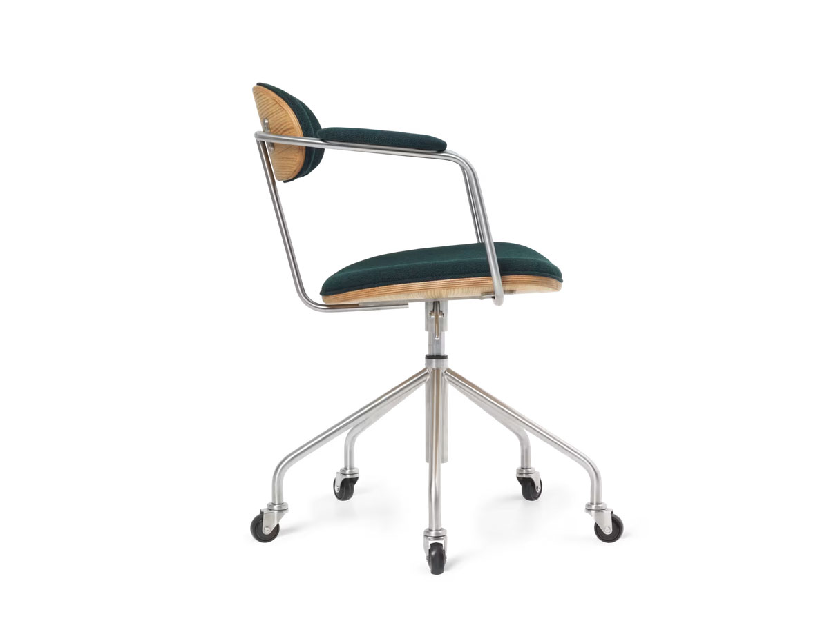 Carl Hansen Son Ch621 Swivel Chair