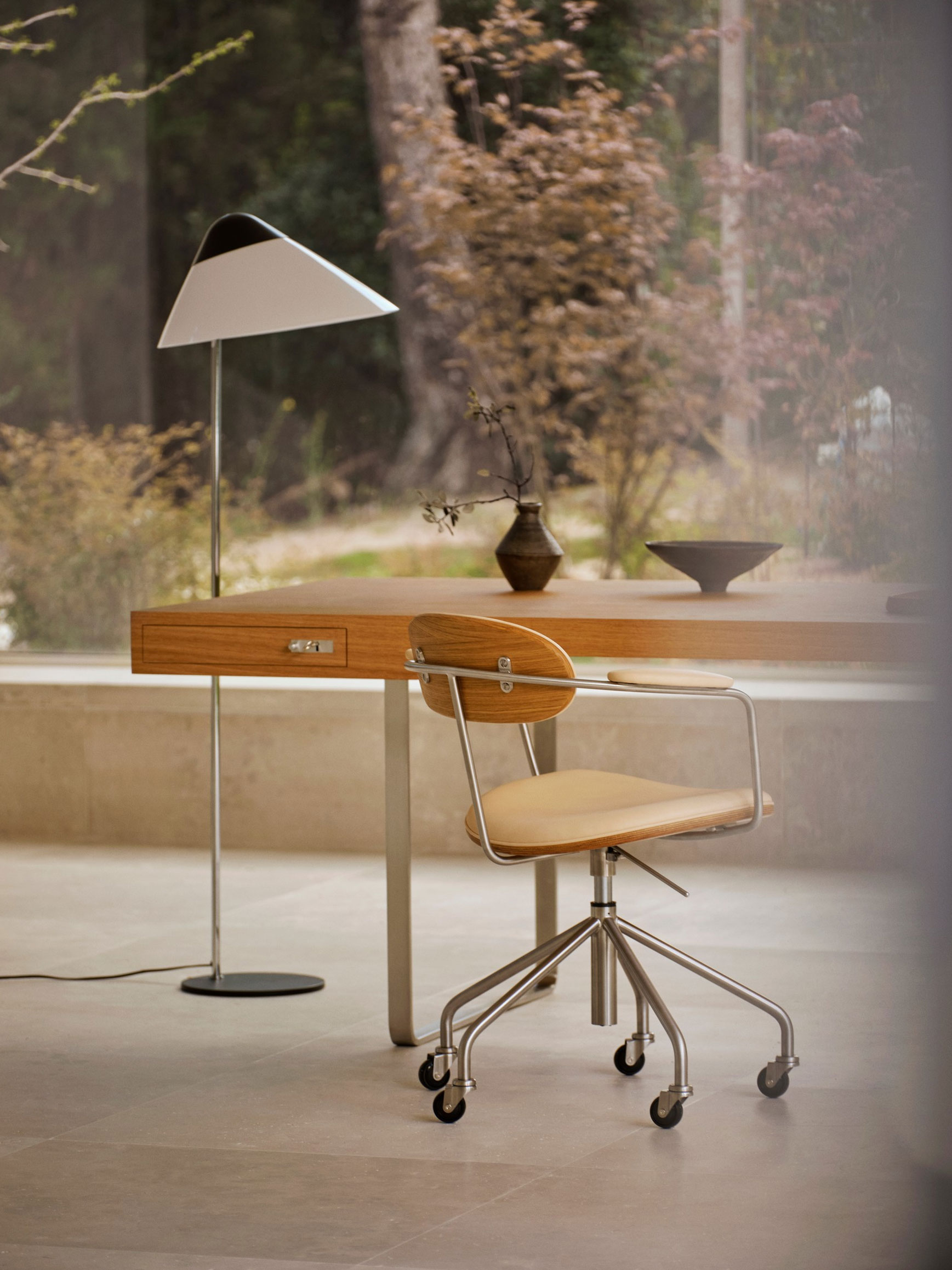 Carl Hansen Son Ch621 Swivel Chair