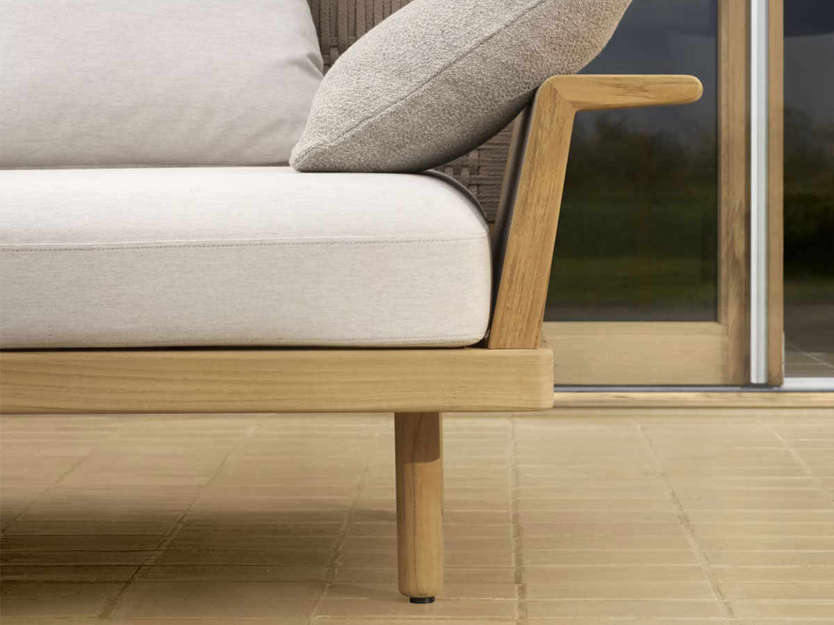 Carl Hansen Son Embrace Sofa With Chaise Lounge And Open End Outdoor