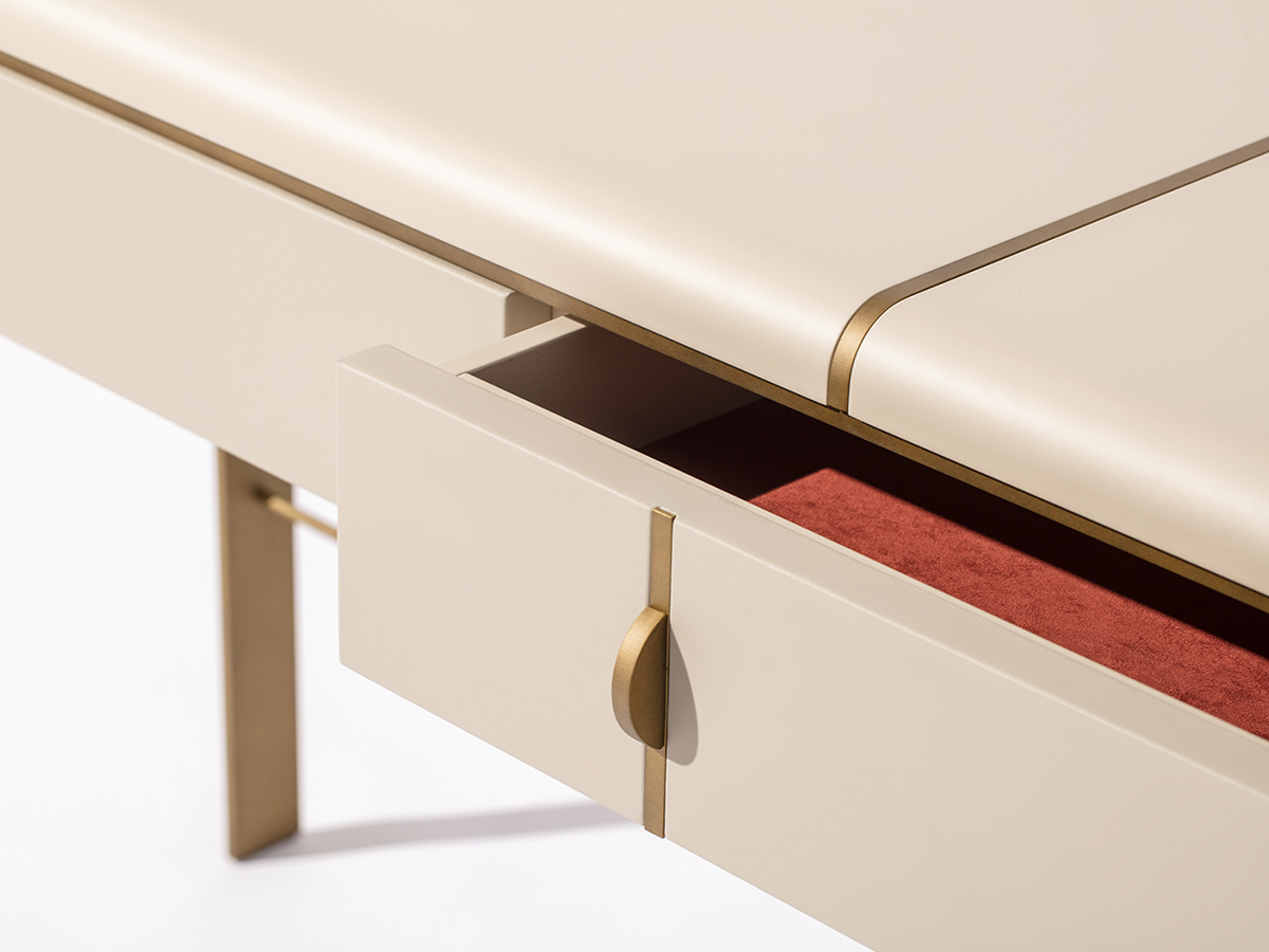 Carpanese Home Althea C Console