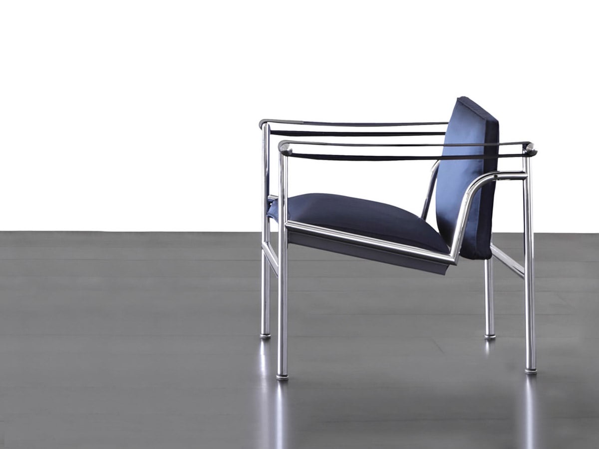 Cassina 1 Fauteuil Dossier Basculant Villa Church Armchair