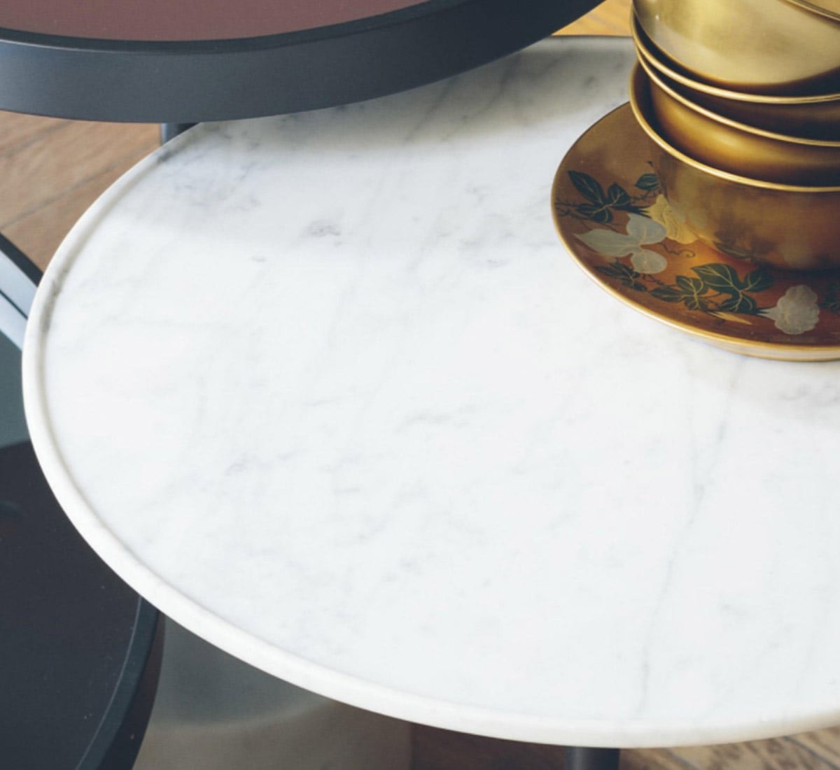 Cassina 194 9 Coffee Table O 40 H54 Anthracite Carrara Marble