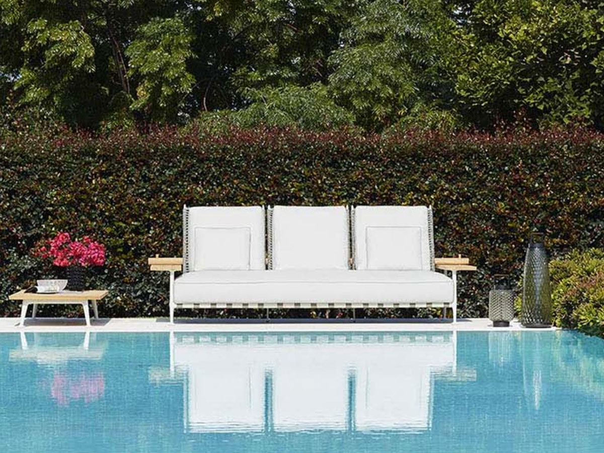 Cassina 239 Fenc E Nature Sofa
