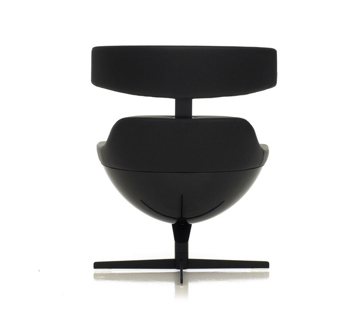 Cassina 277 Auckland Armchair