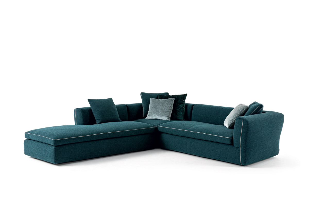 Cassina Dress Up 291 Sofa Collection