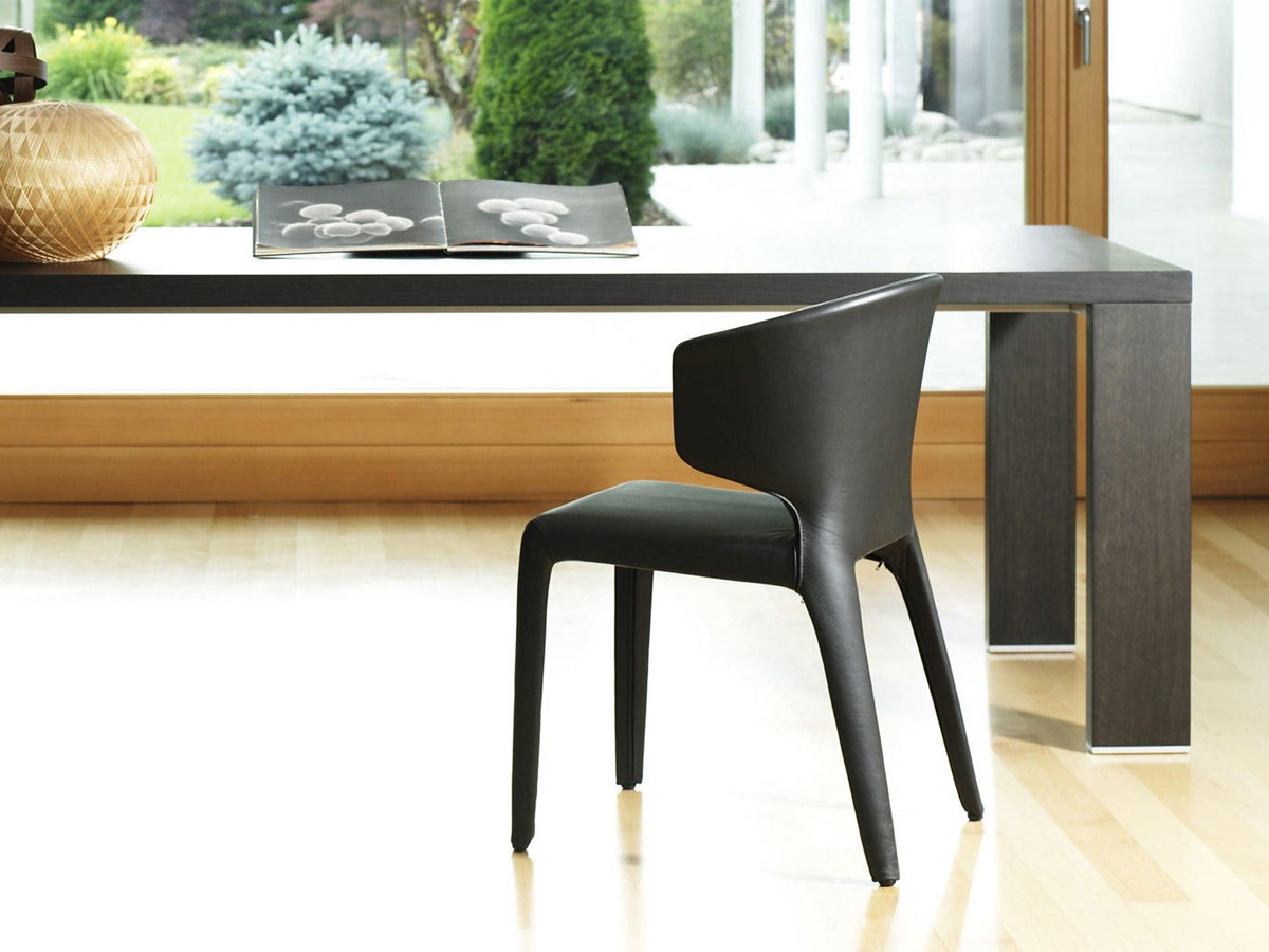 Cassina Hola 367 Chair With Arms