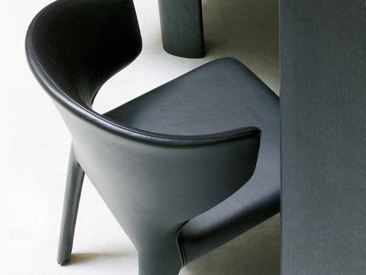Cassina Hola 367 Chair With Arms