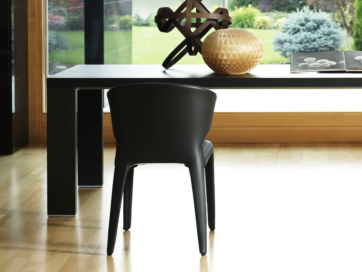 Cassina Hola 367 Chair With Arms