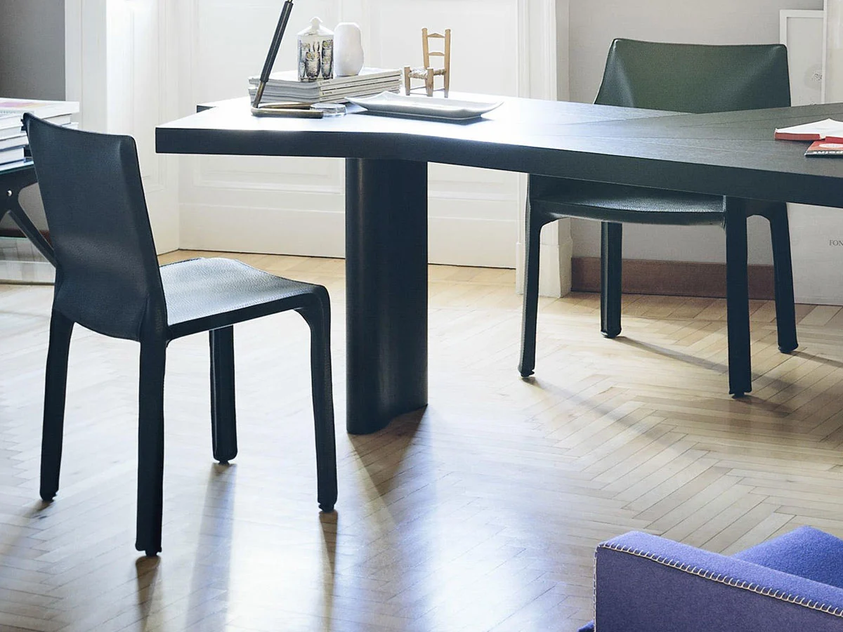 Cassina 412 Cab Chair