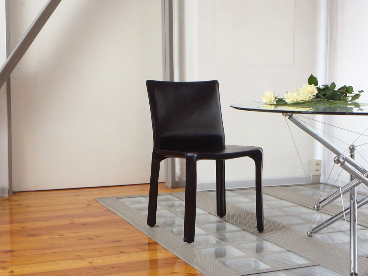 Cassina 412 Cab Chair