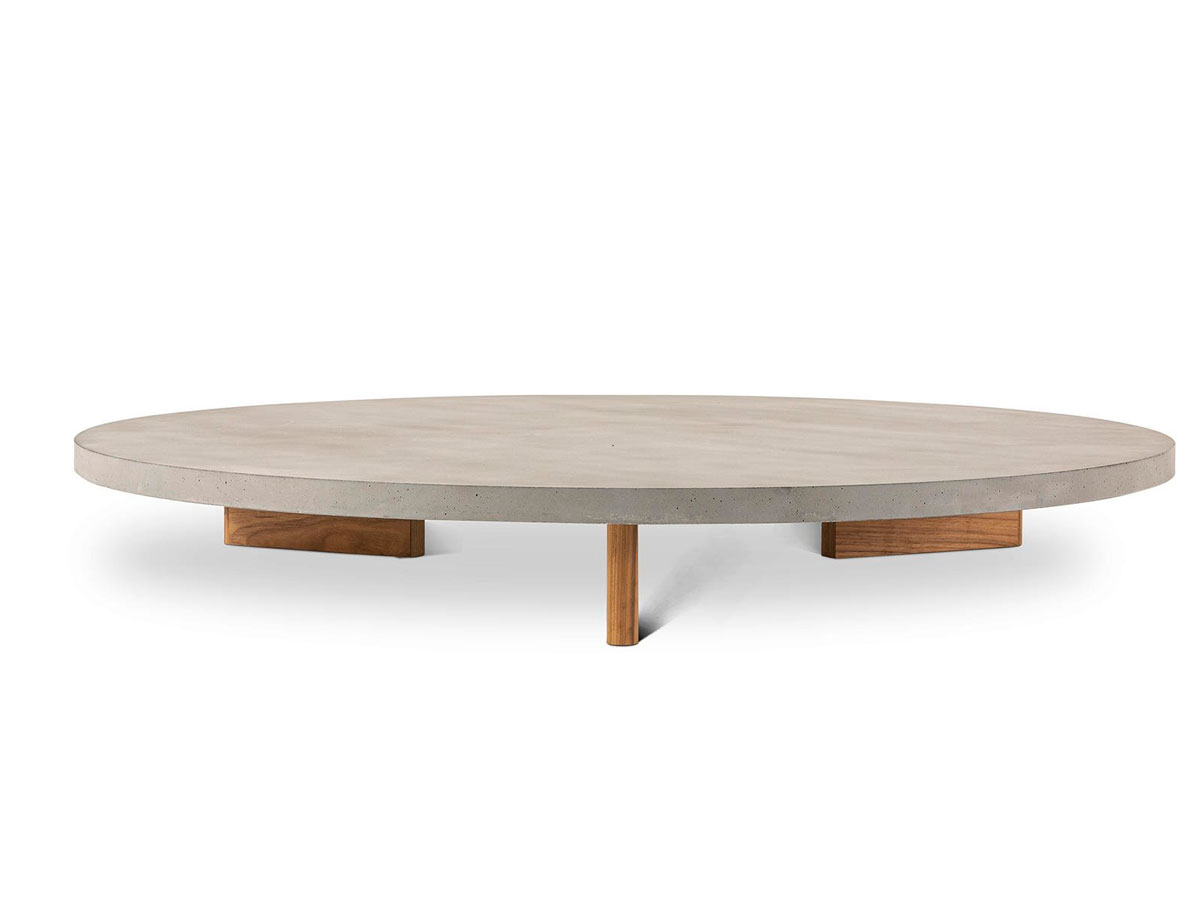 Журнальный столик Cassina 478, низкий для улицы