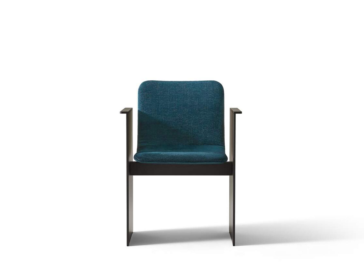 Cassina Flutz Chair 498