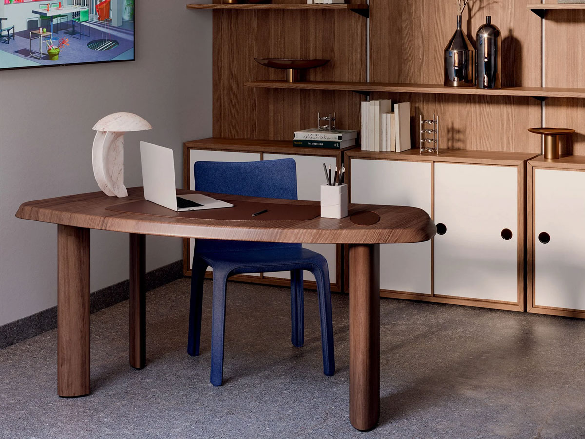 Cassina 538 Petit Bureau En Forme Libre Desk Pro
