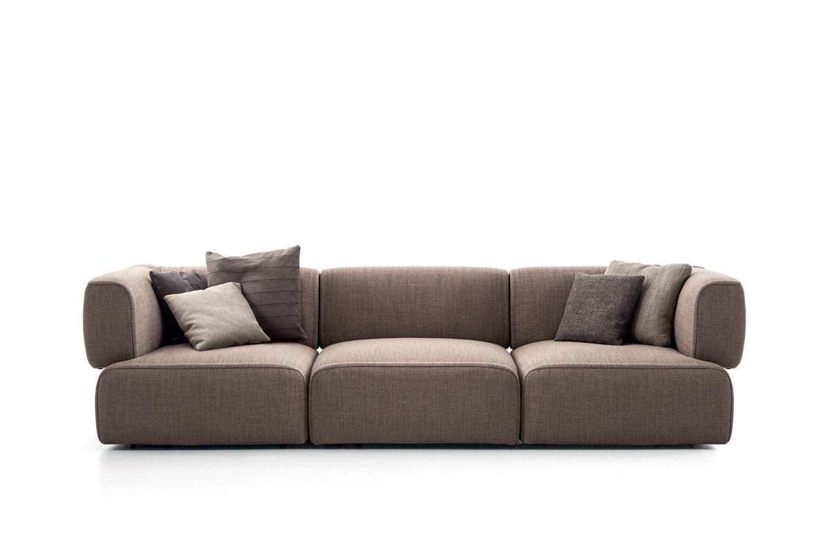 Cassina 553 Bowy Sofa Collection