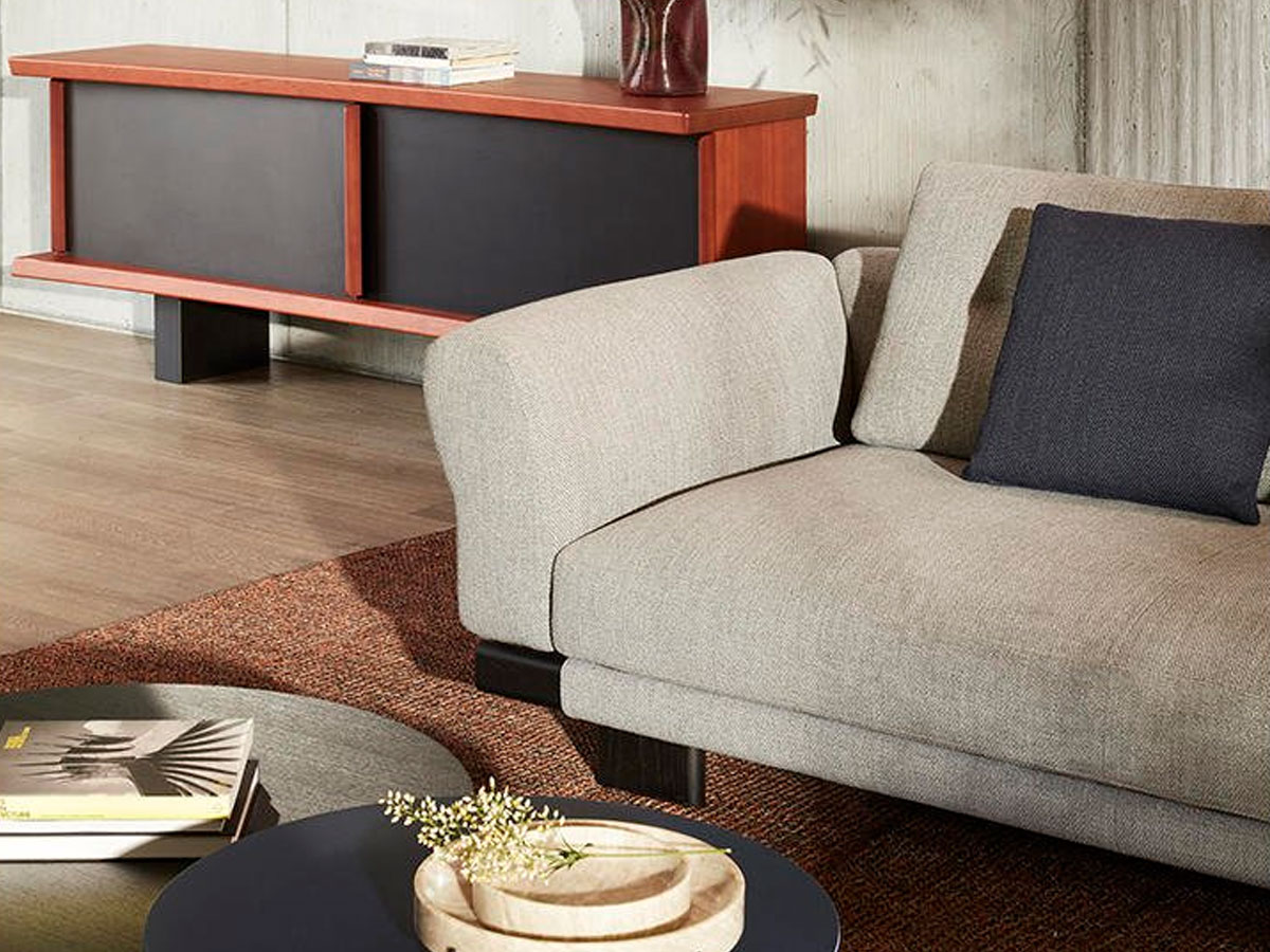 Cassina 556 Sengu Sofa Collection