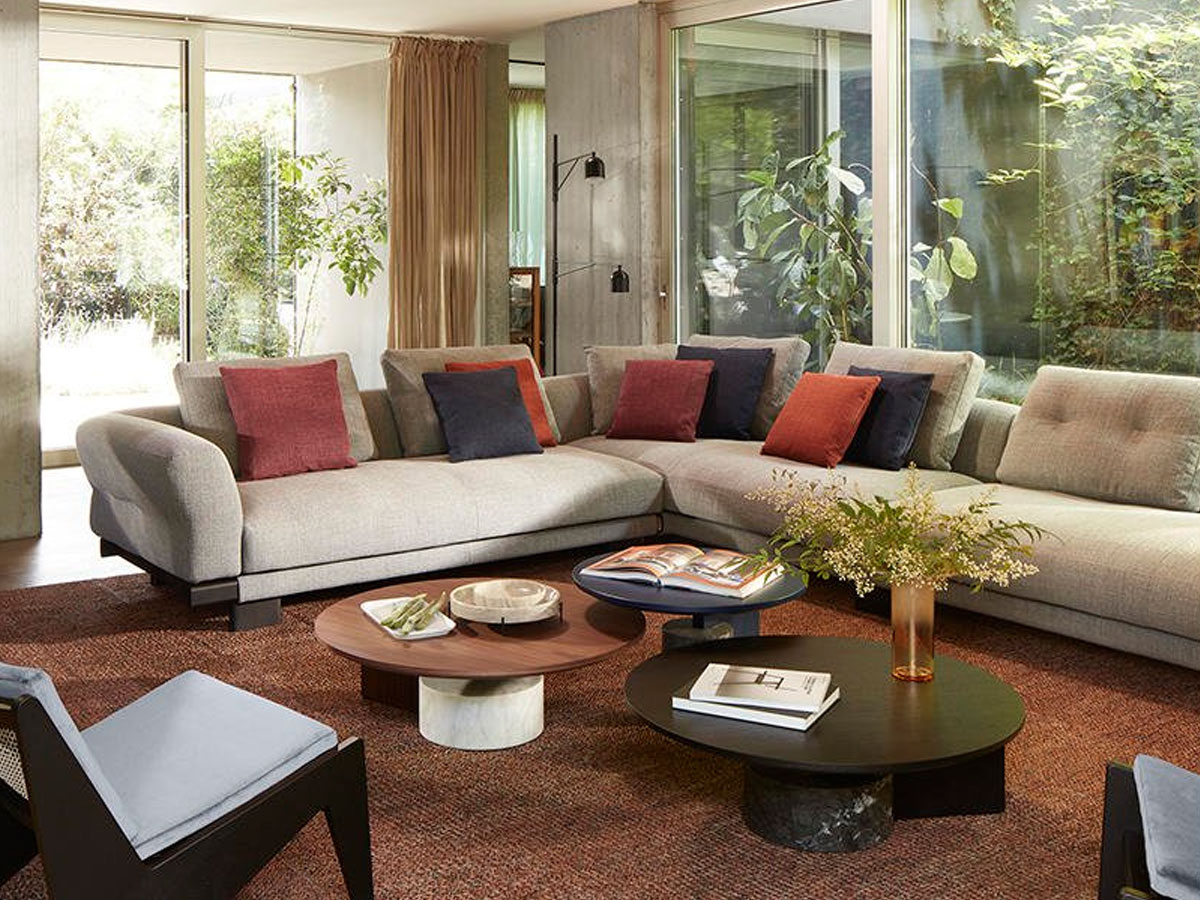 Cassina 556 Sengu Sofa Collection