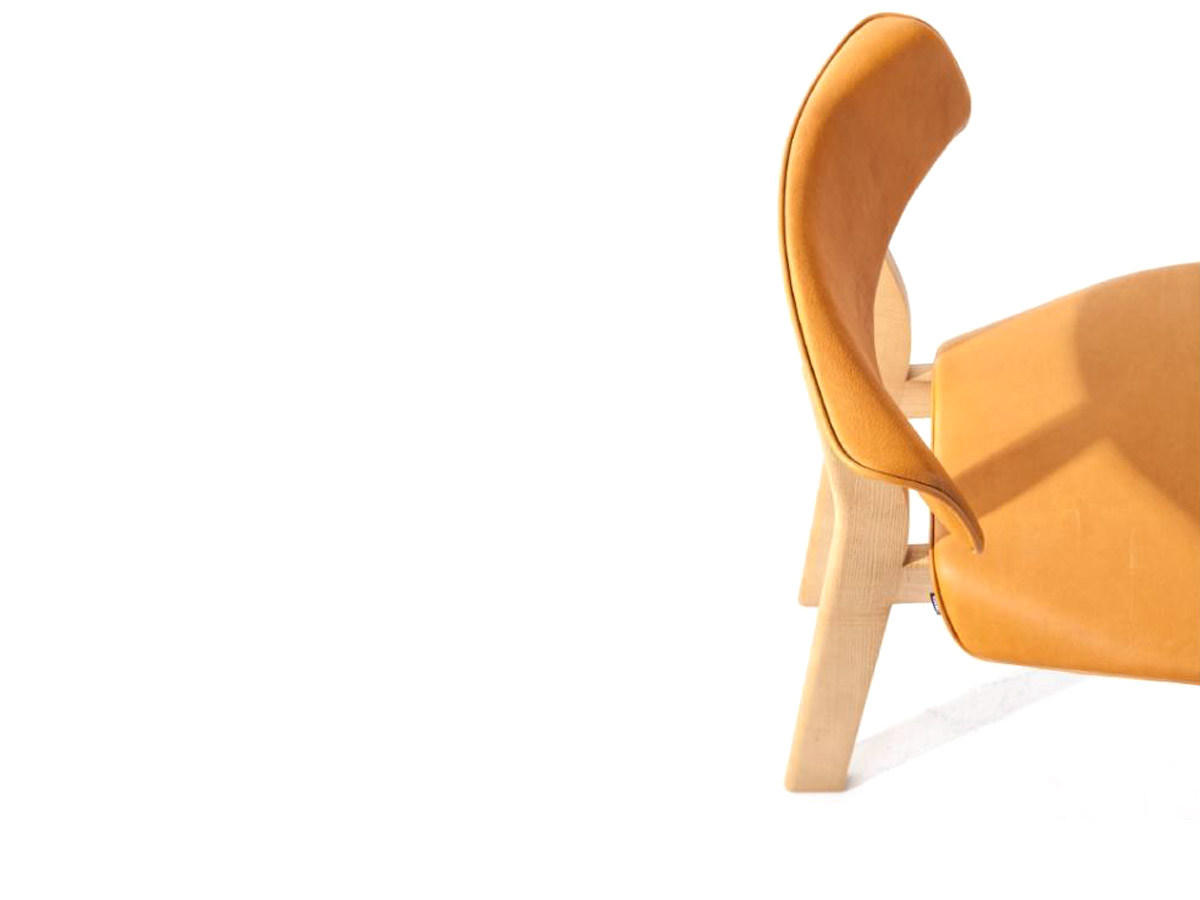 Cassina 560 Back Wing Chair