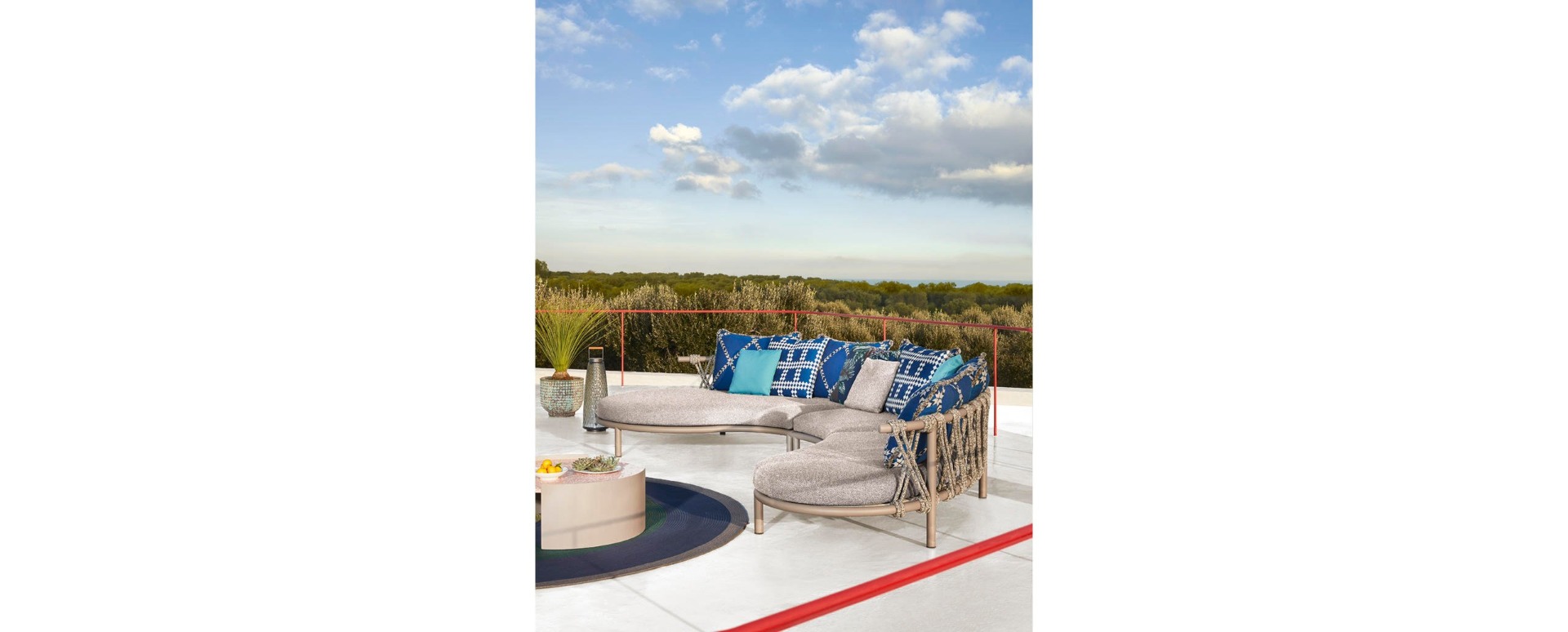 Cassina 561 Trampoline Sofa Collection