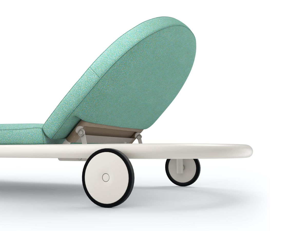 Cassina 561 Trampoline Sunbed