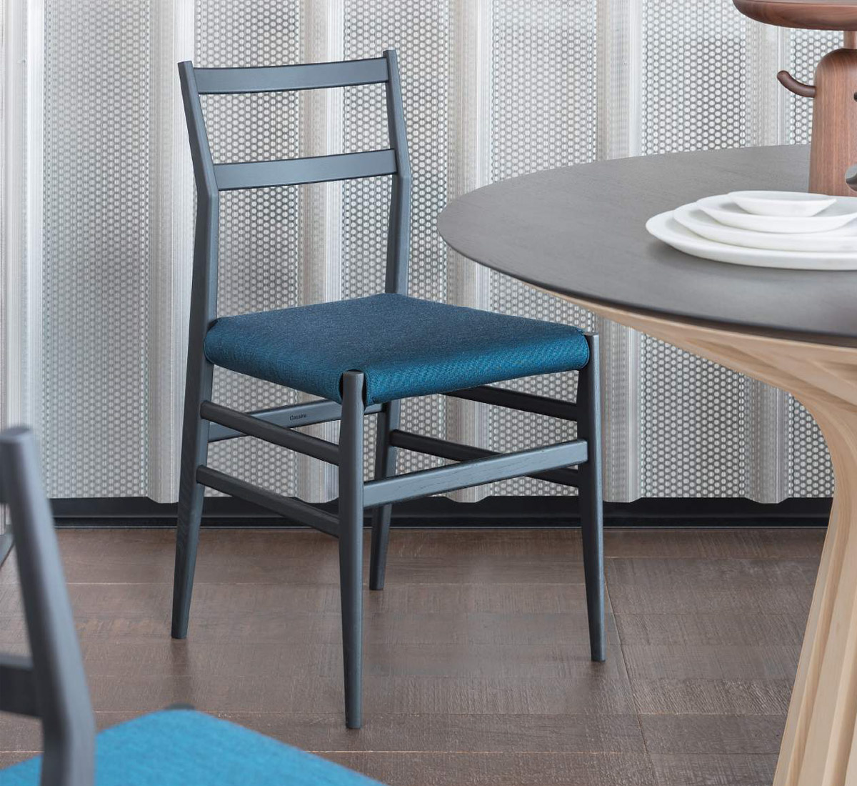 Cassina 646 Leggera Chair