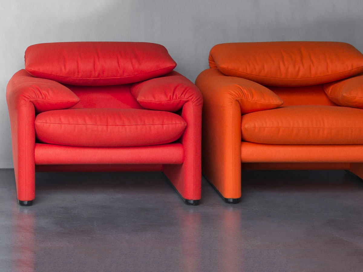 Cassina 675 Maralunga Armchair