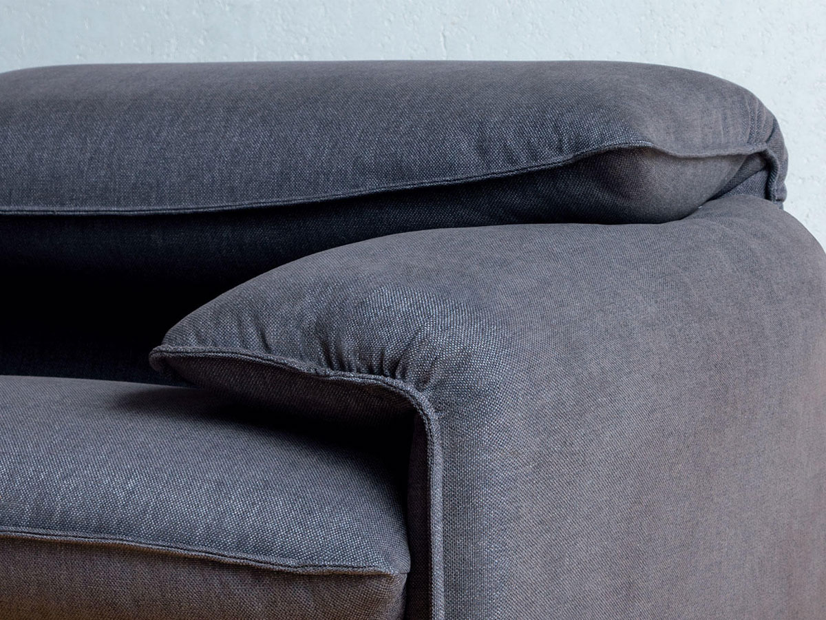 Cassina Maralunga 40 2 Seater Sofa
