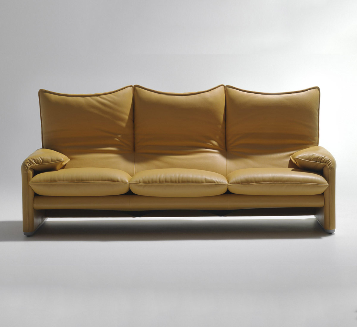 Cassina 675 Maralunga 40 3 Seater Sofa