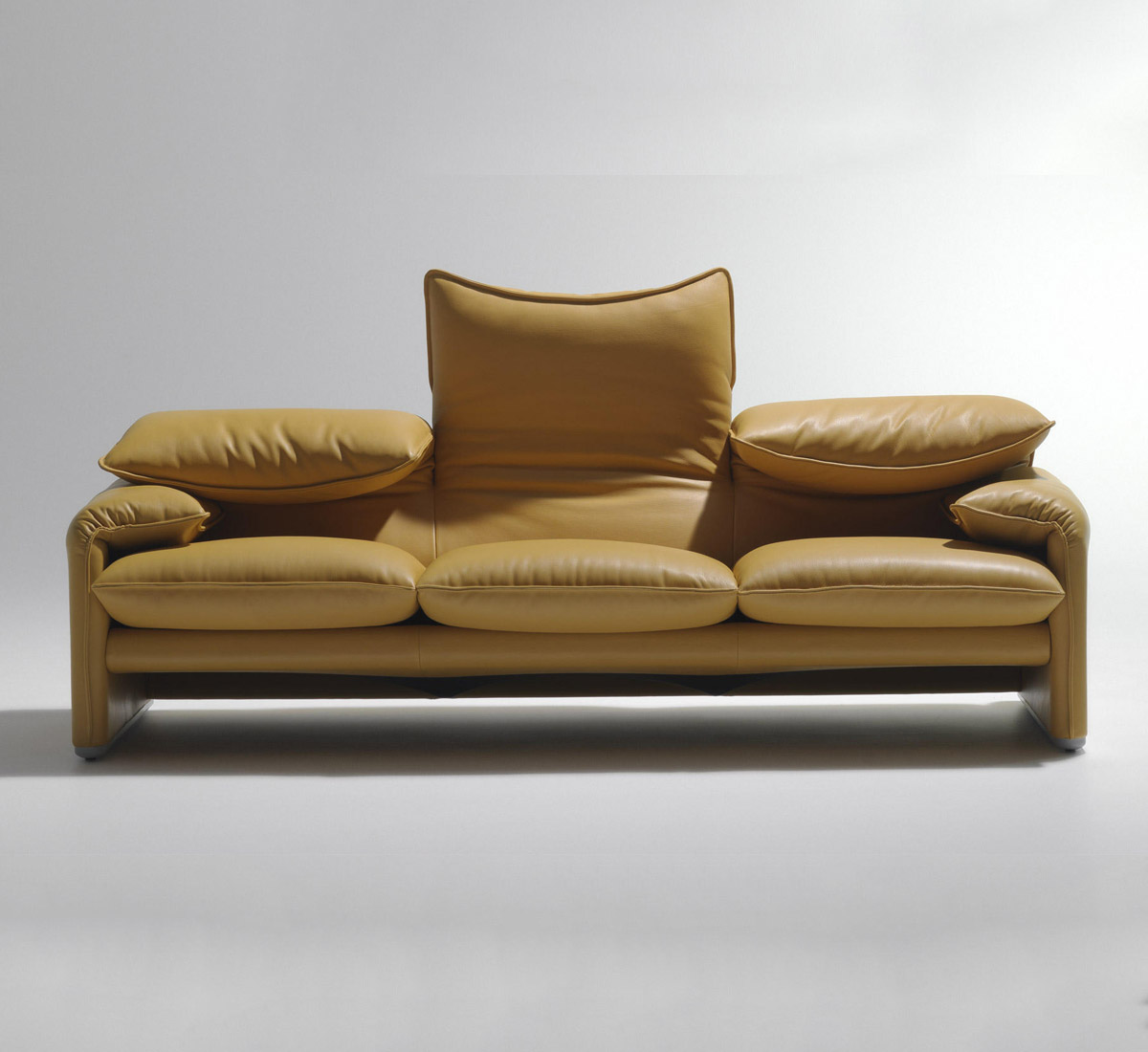 Cassina 675 Maralunga 40 3 Seater Sofa