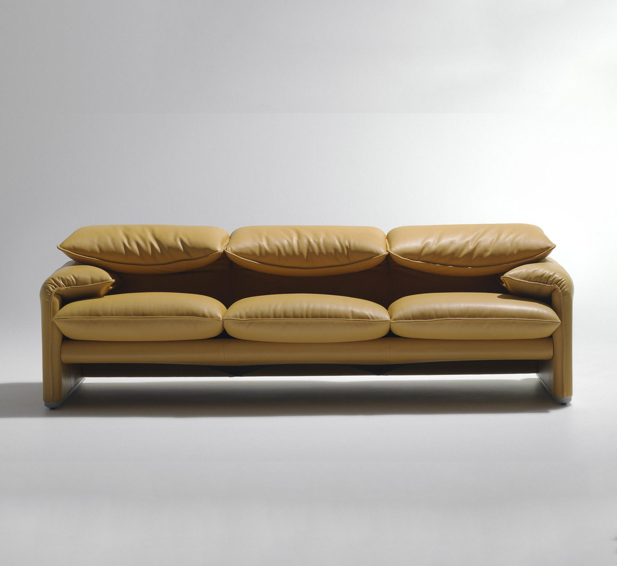 Cassina 675 Maralunga 40 3 Seater Sofa