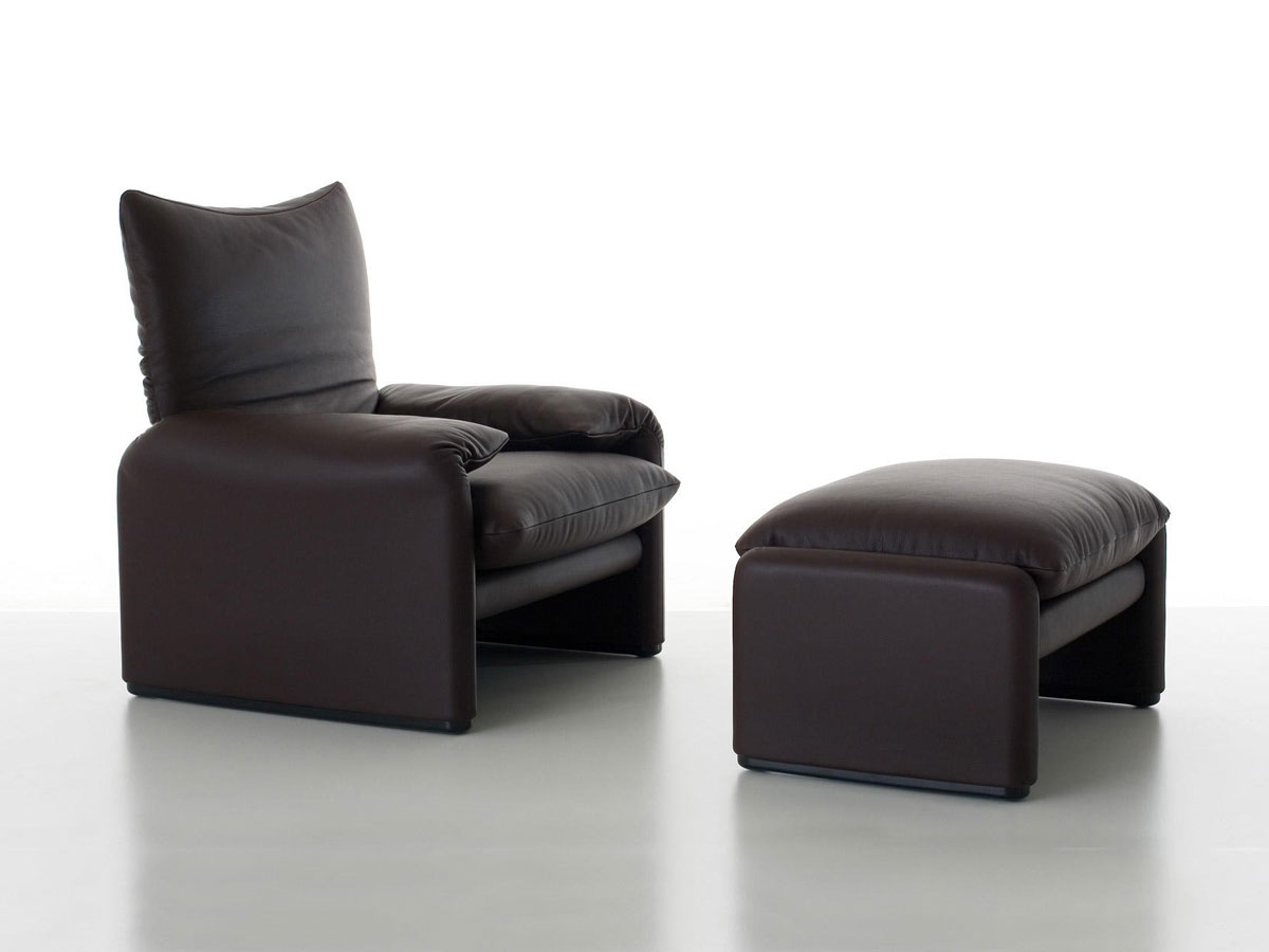 Cassina 675 Maralunga Armchair
