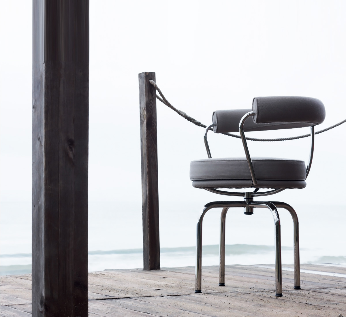 Cassina 7 Fauteuil Tournant Chair