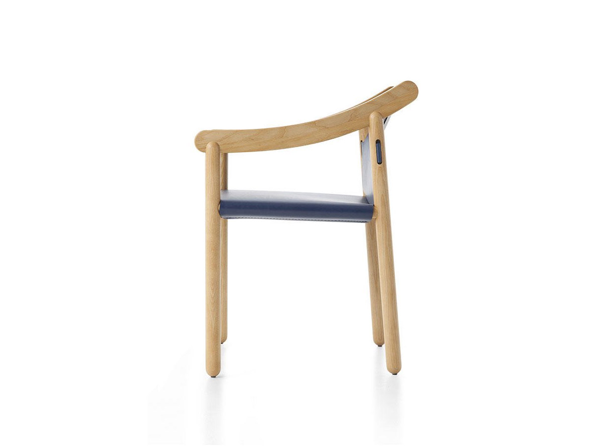 Cassina 905 Chair