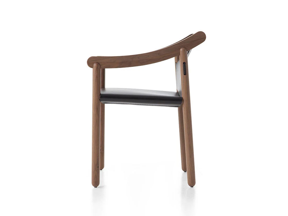Cassina 905 Chair