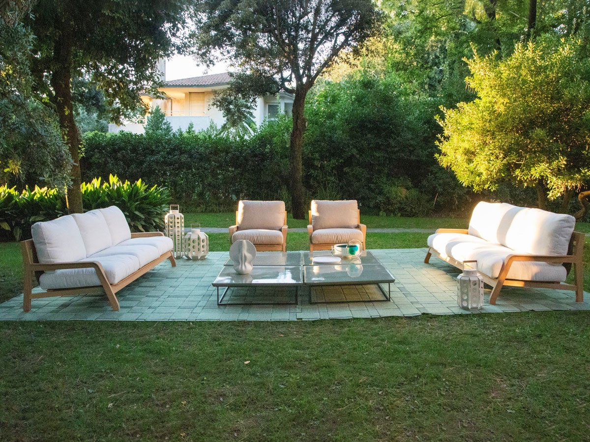 Cassina Eloro Armchair Outdoor