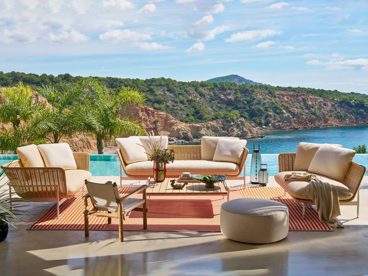 Cassina Esosoft Coffee Table Outdoor