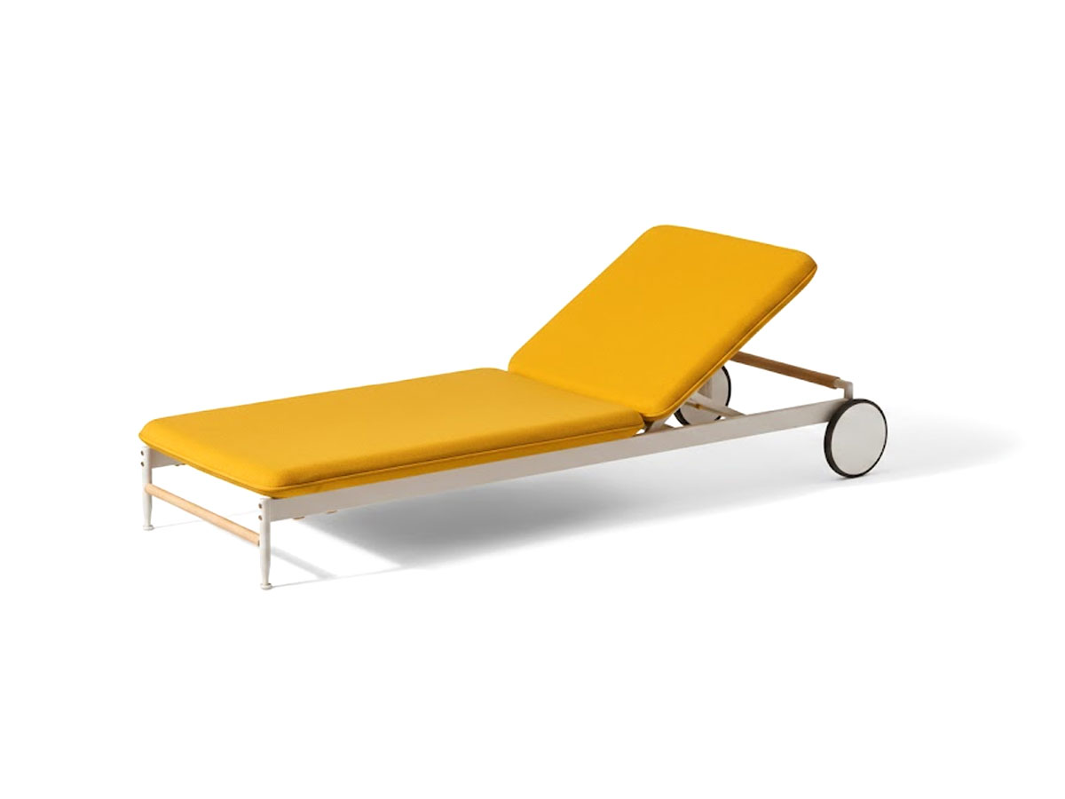 Cassina Esosoft Sunbed