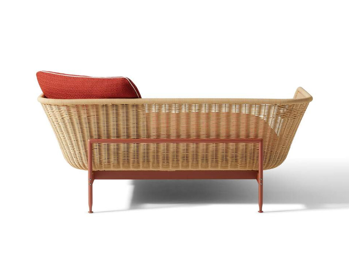 Cassina Esosoft Outdoor Love Bed