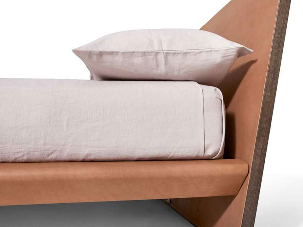Cassina L42 Acute Bed