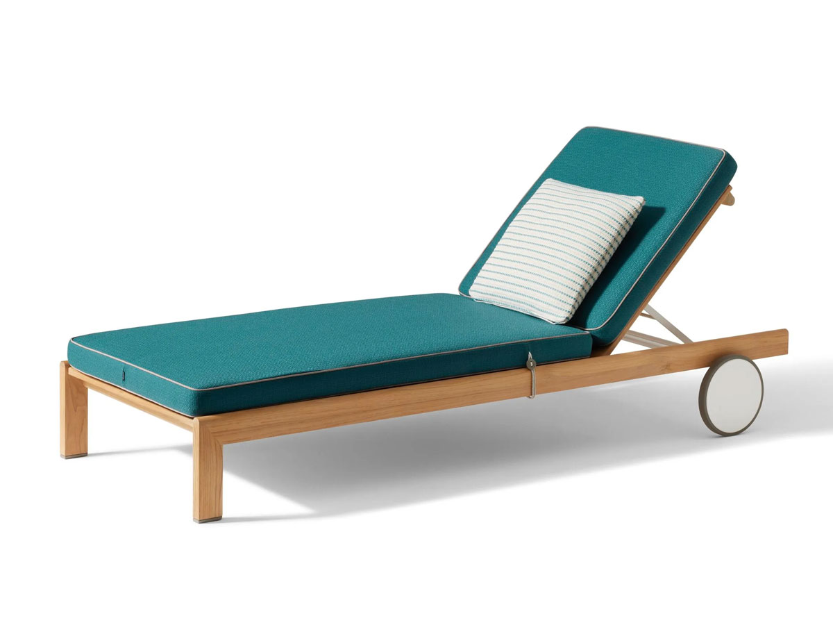 Cassina Lie Out Sunbed