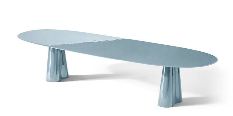 Стол Cassina Treflo, овальный