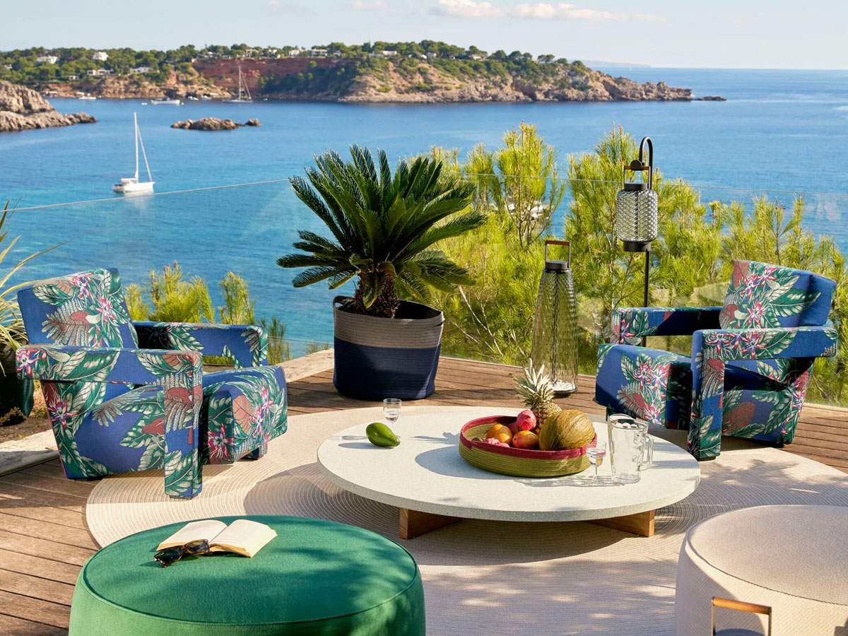 Cassina Utrecht Xl Outdoor Armchair