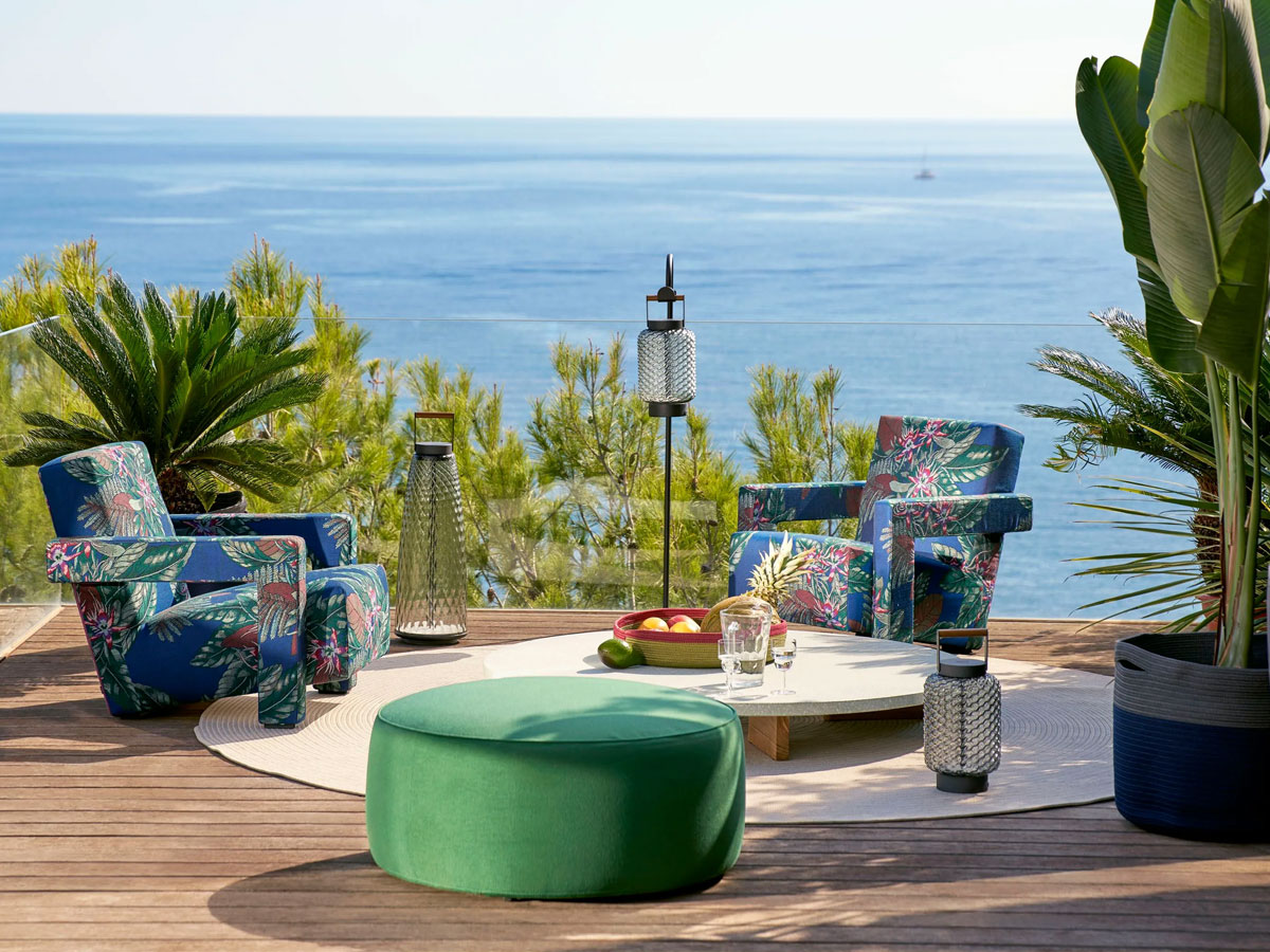 Cassina Utrecht Xl Outdoor Armchair