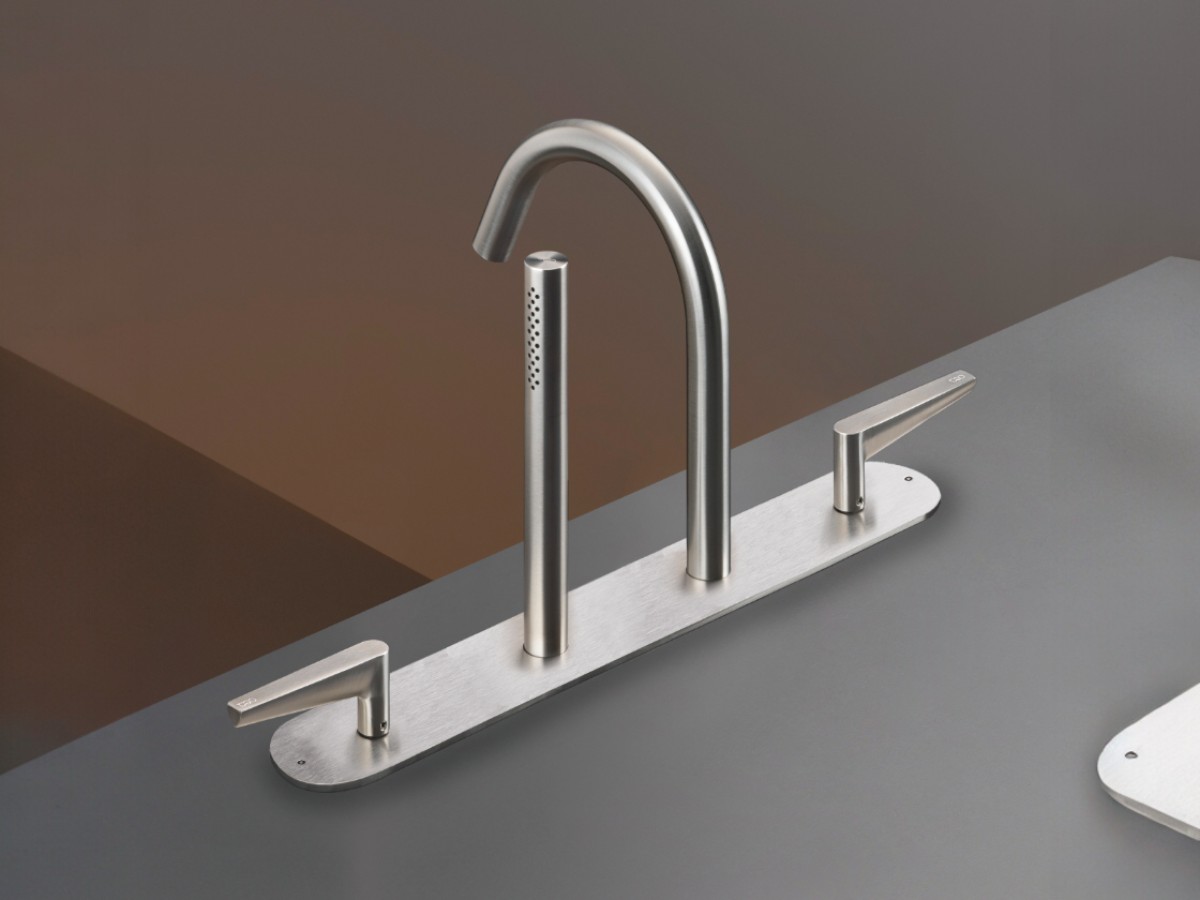 CEADESIGN Flg61 Bath Rim Mounted Tap Set