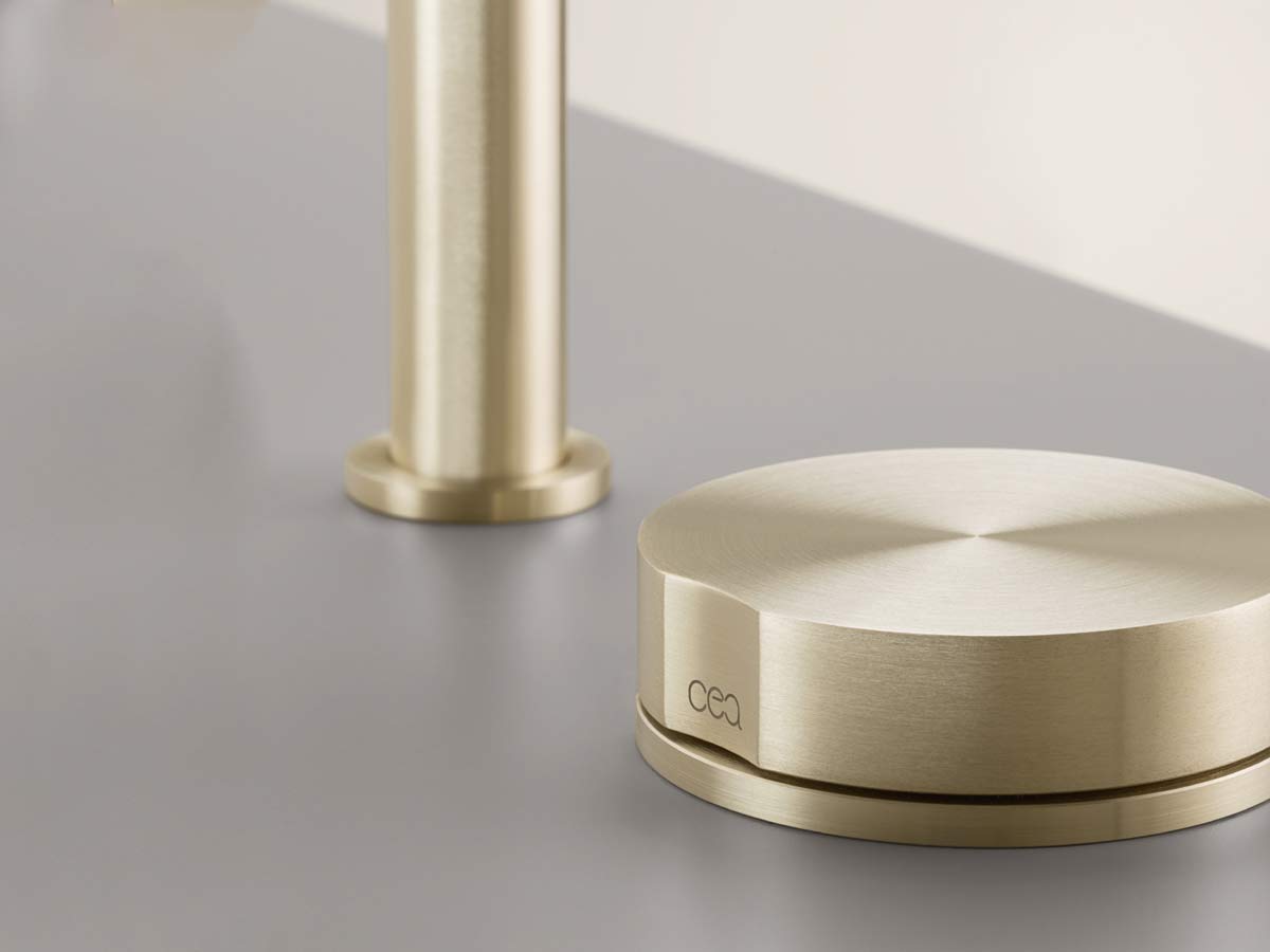 CEADESIGN Giotto Two Hole Progressive Mixer With Swivelling Spout