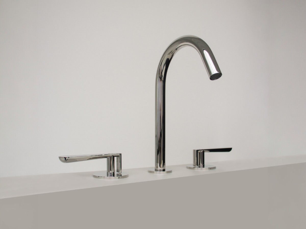 CEADESIGN Ltz10 Bathroom Faucet Three Hole With Swivelling Spout