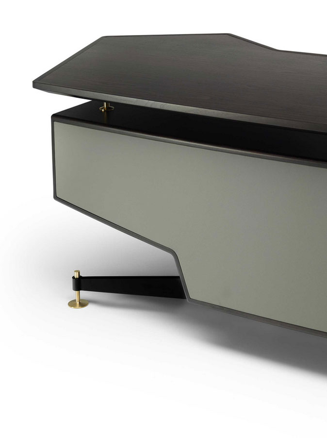Ceccotti 604 Desk